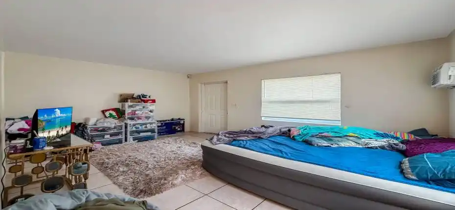 15-web-or-mls-Photo Feb 05 2026, 1 05 38