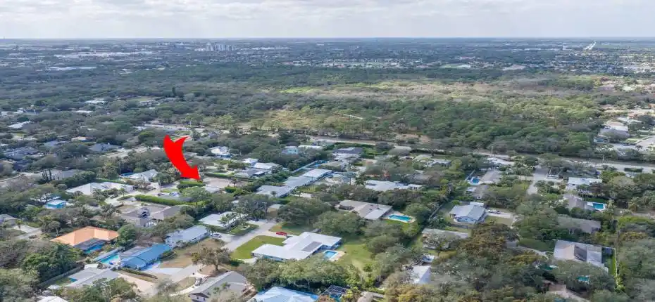 2417countryoaklane-11