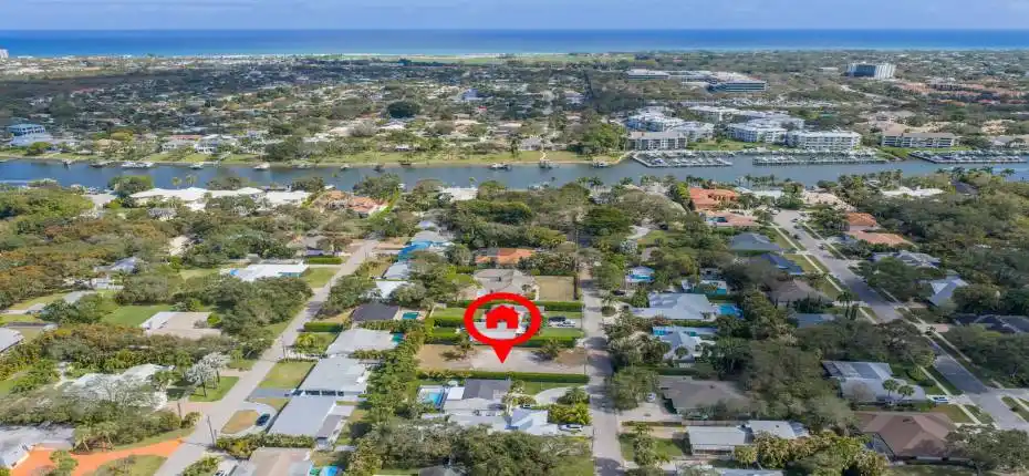 2417countryoaklane-4