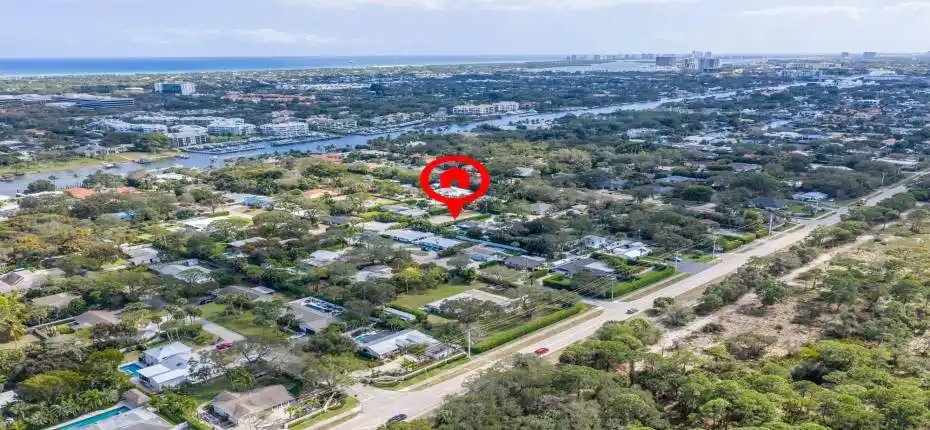 2417countryoaklane-8