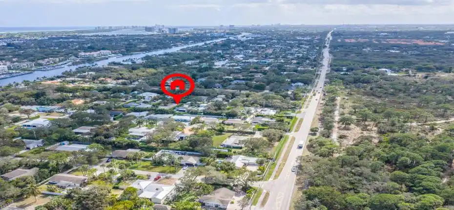 2417countryoaklane-9