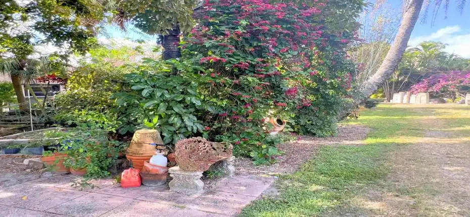 7300 NW 44th Terr (8)