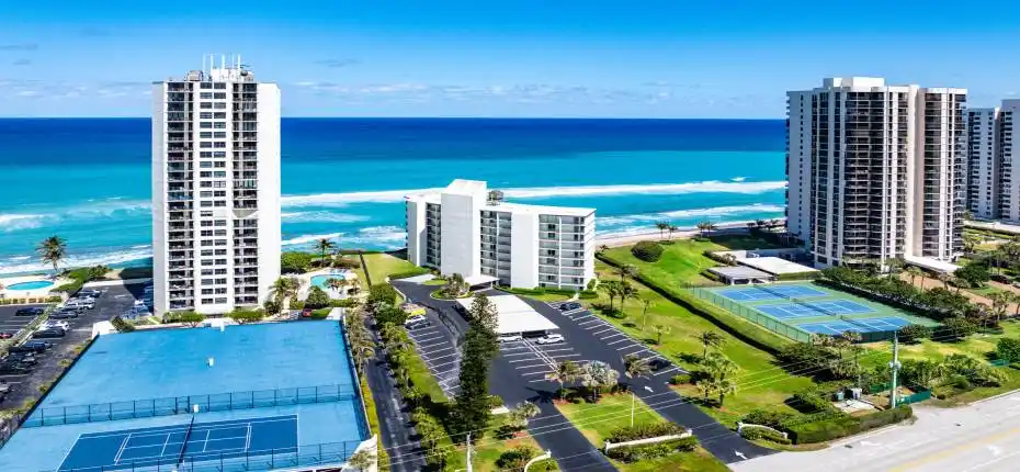 004-5400NorthOceanDrive-RivieraBeach-FL-