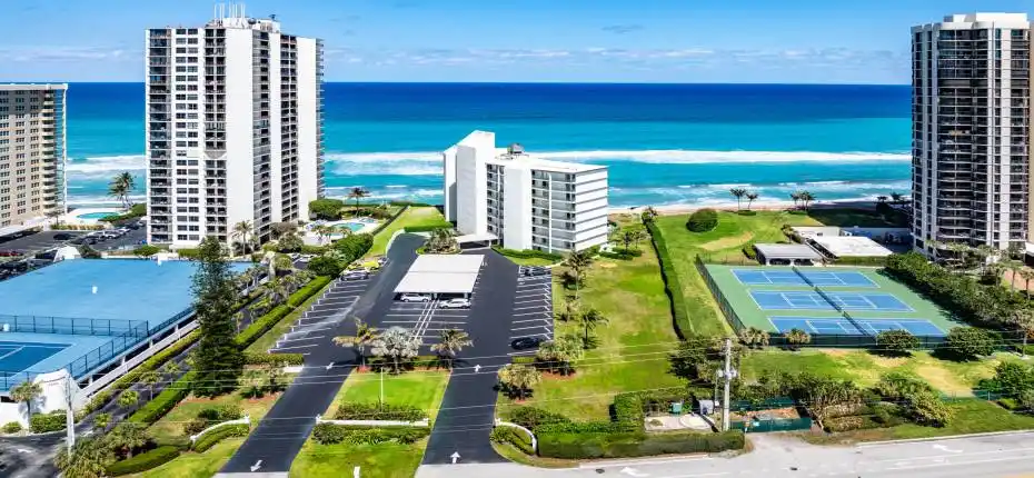 003-5400NorthOceanDrive-RivieraBeach-FL-