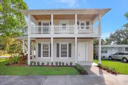 516 North River Drive, Stuart, Florida 34994, ,Residential Income,For Sale,North River,RX-11160869