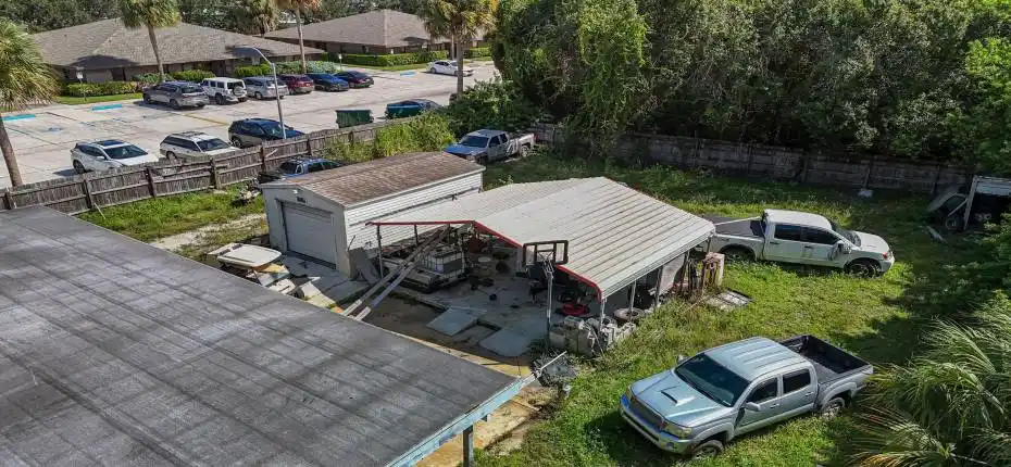 11_DJI_20250930113423_0068_D