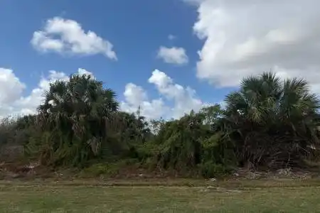 1658 Hampshire Lane, Port Saint Lucie, Florida 34953, ,Land/docks,For Sale,Hampshire,RX-11169737